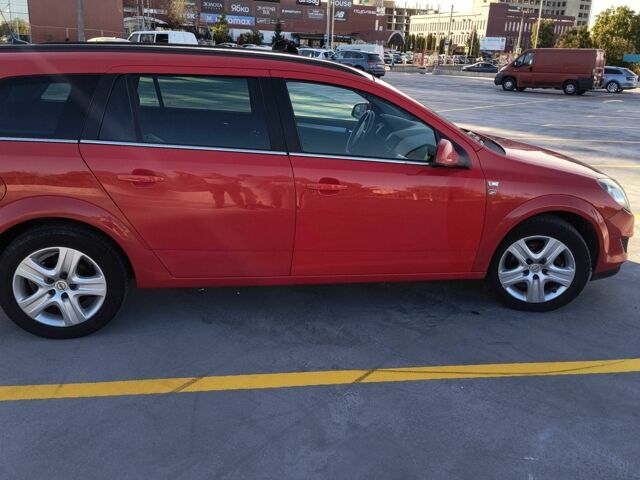 Красный Опель Астра, объемом двигателя 1.7 л и пробегом 241 тыс. км за 4900 $, фото 6 на Automoto.ua