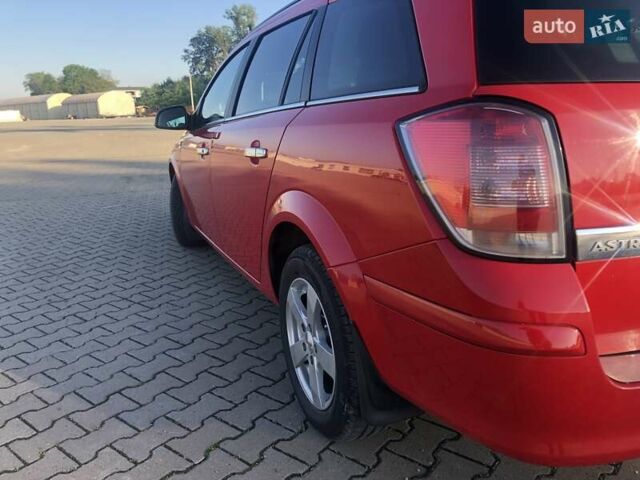 Красный Опель Астра, объемом двигателя 1.3 л и пробегом 229 тыс. км за 5990 $, фото 18 на Automoto.ua
