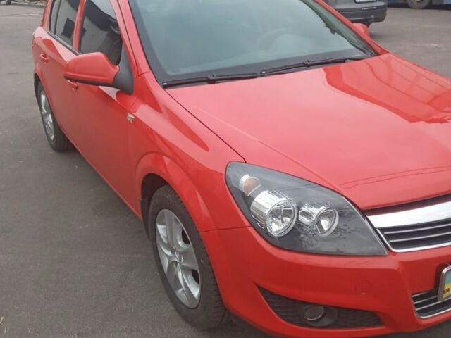 Красный Опель Астра, объемом двигателя 1.6 л и пробегом 116 тыс. км за 8155 $, фото 3 на Automoto.ua