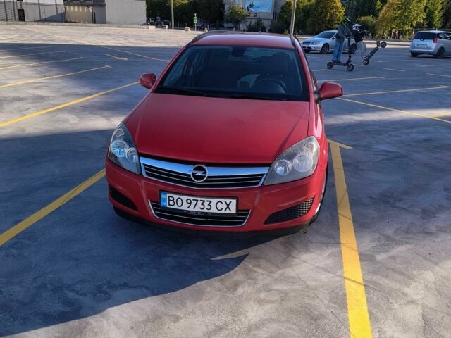 Красный Опель Астра, объемом двигателя 1.7 л и пробегом 241 тыс. км за 4900 $, фото 12 на Automoto.ua