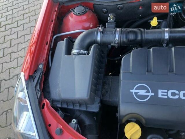 Красный Опель Астра, объемом двигателя 1.3 л и пробегом 229 тыс. км за 5990 $, фото 10 на Automoto.ua