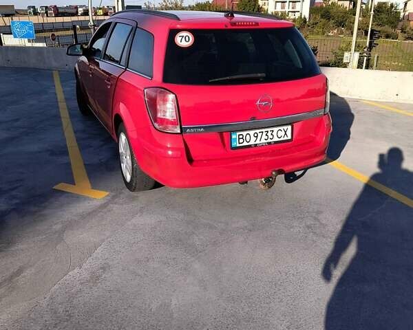 Красный Опель Астра, объемом двигателя 1.7 л и пробегом 241 тыс. км за 4900 $, фото 16 на Automoto.ua