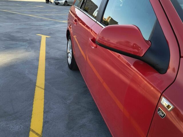 Красный Опель Астра, объемом двигателя 1.7 л и пробегом 241 тыс. км за 4900 $, фото 4 на Automoto.ua