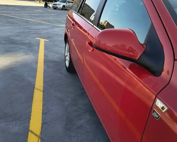 Красный Опель Астра, объемом двигателя 1.7 л и пробегом 241 тыс. км за 4900 $, фото 3 на Automoto.ua