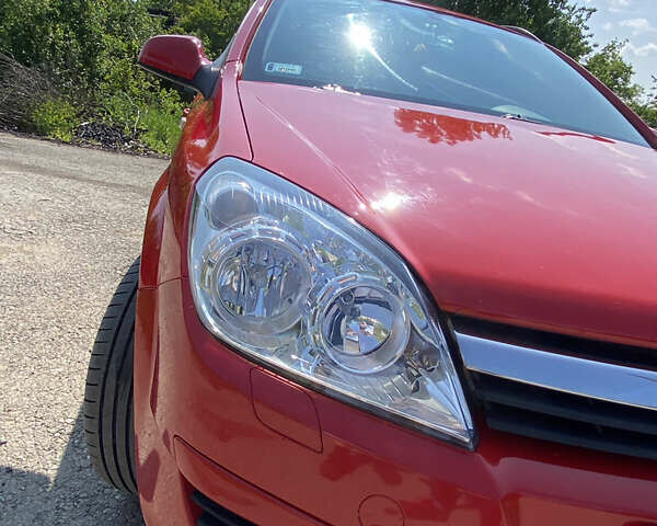 Червоний Опель Астра, об'ємом двигуна 1.6 л та пробігом 184 тис. км за 5700 $, фото 11 на Automoto.ua