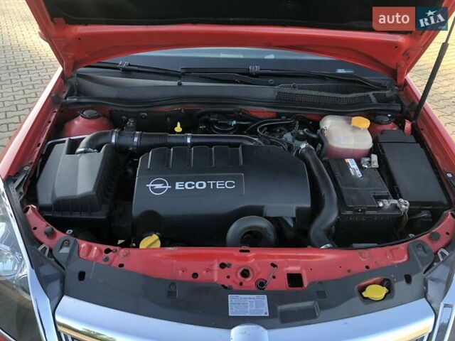 Красный Опель Астра, объемом двигателя 1.3 л и пробегом 229 тыс. км за 5990 $, фото 12 на Automoto.ua