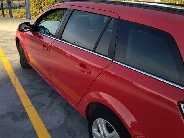 Красный Опель Астра, объемом двигателя 1.7 л и пробегом 241 тыс. км за 4900 $, фото 1 на Automoto.ua