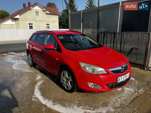 Красный Опель Астра, объемом двигателя 1.7 л и пробегом 281 тыс. км за 6800 $, фото 2 на Automoto.ua