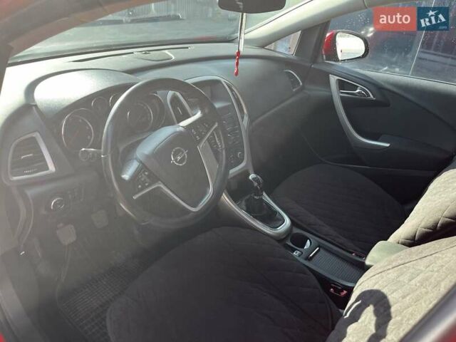 Красный Опель Астра, объемом двигателя 1.7 л и пробегом 281 тыс. км за 6800 $, фото 14 на Automoto.ua