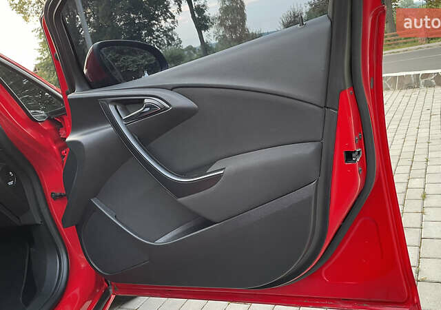 Красный Опель Астра, объемом двигателя 1.7 л и пробегом 260 тыс. км за 8100 $, фото 36 на Automoto.ua