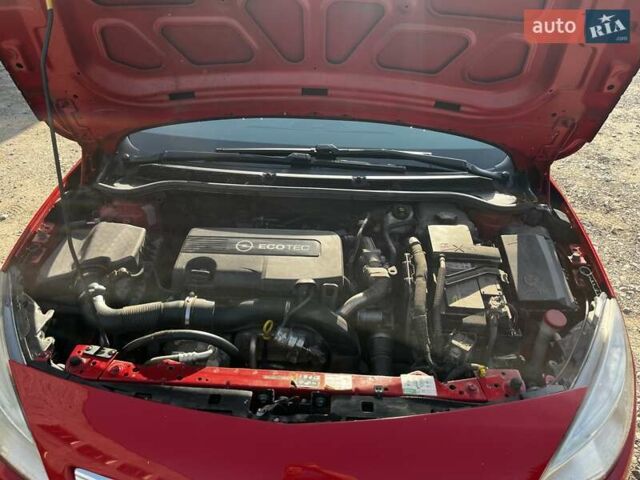 Красный Опель Астра, объемом двигателя 1.7 л и пробегом 281 тыс. км за 6800 $, фото 27 на Automoto.ua