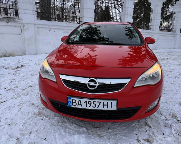 Червоний Опель Астра, об'ємом двигуна 1.3 л та пробігом 243 тис. км за 6800 $, фото 14 на Automoto.ua