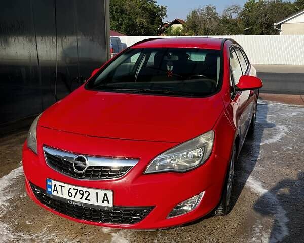 Красный Опель Астра, объемом двигателя 1.7 л и пробегом 281 тыс. км за 6800 $, фото 3 на Automoto.ua