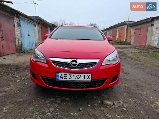 Червоний Опель Астра, об'ємом двигуна 1.4 л та пробігом 230 тис. км за 6500 $, фото 1 на Automoto.ua