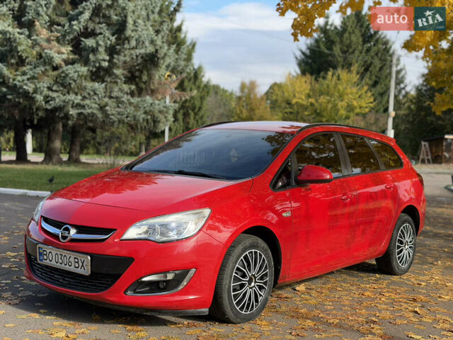 Опель Астра 2013 в Ровно на Automoto.ua Красный Опель Астра, объемом двигателя 1.7 л и пробегом 240 тыс. км за 6350 $, фото 5 на Automoto.ua