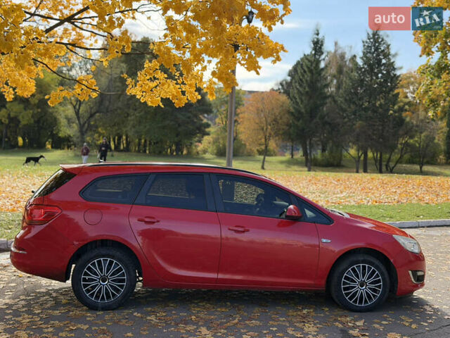 Опель Астра 2013 в Ровно на Automoto.ua Красный Опель Астра, объемом двигателя 1.7 л и пробегом 240 тыс. км за 6350 $, фото 20 на Automoto.ua
