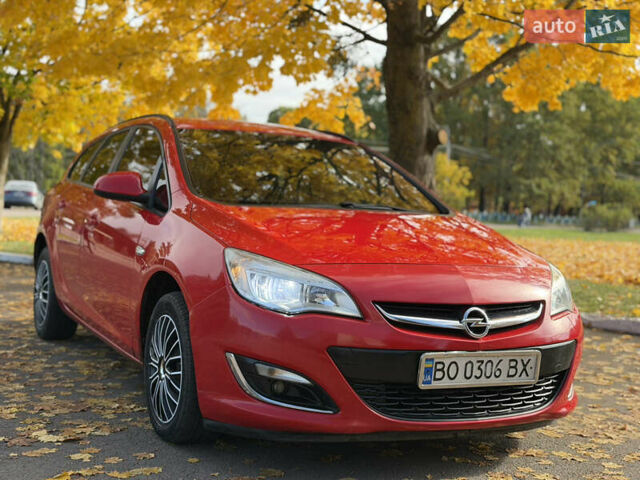 Опель Астра 2013 в Ровно на Automoto.ua Красный Опель Астра, объемом двигателя 1.7 л и пробегом 240 тыс. км за 6350 $, фото 13 на Automoto.ua