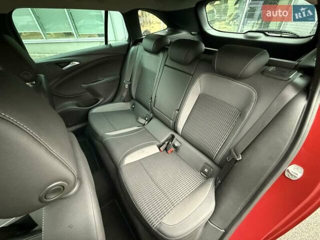 Красный Опель Астра, объемом двигателя 1.5 л и пробегом 174 тыс. км за 15300 $, фото 17 на Automoto.ua