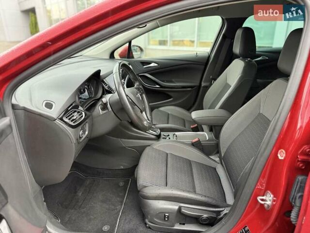 Красный Опель Астра, объемом двигателя 1.5 л и пробегом 174 тыс. км за 15300 $, фото 13 на Automoto.ua