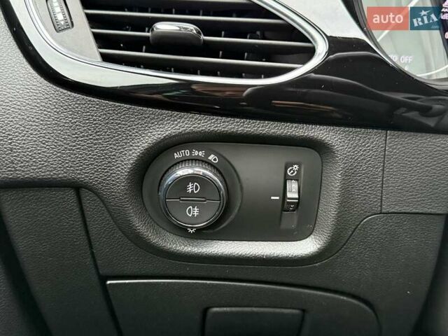 Красный Опель Астра, объемом двигателя 1.5 л и пробегом 174 тыс. км за 15300 $, фото 26 на Automoto.ua