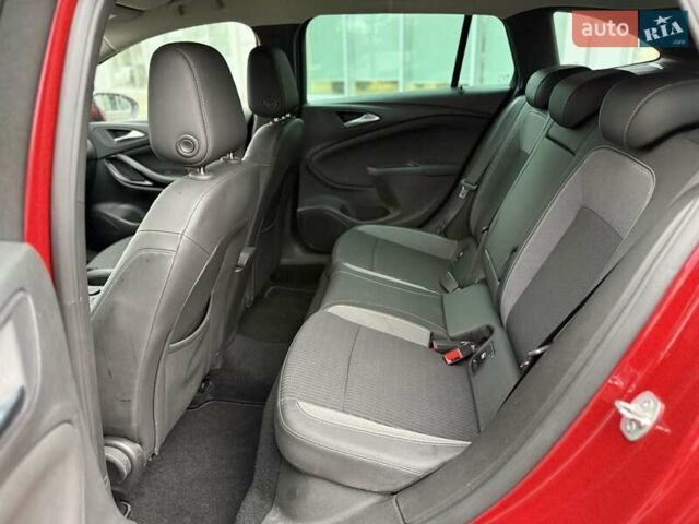 Красный Опель Астра, объемом двигателя 1.5 л и пробегом 174 тыс. км за 15300 $, фото 16 на Automoto.ua