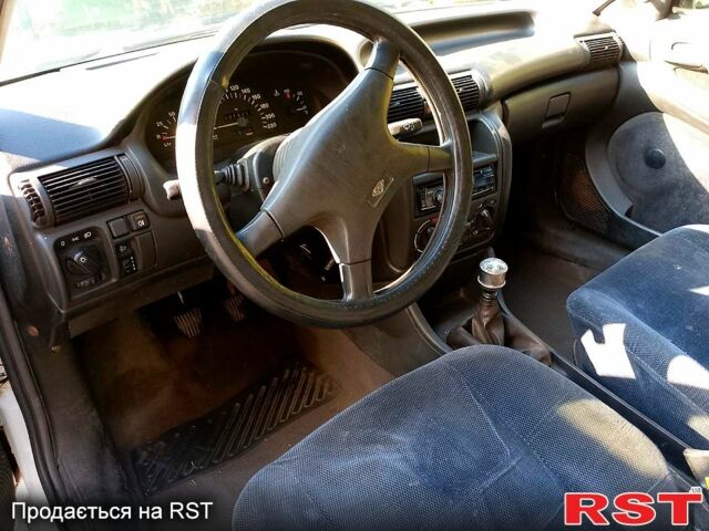 Опель Астра, объемом двигателя 1.6 л и пробегом 100 тыс. км за 750 $, фото 1 на Automoto.ua