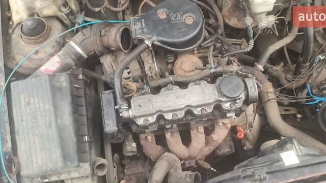 Опель Астра, объемом двигателя 1.6 л и пробегом 400 тыс. км за 400 $, фото 6 на Automoto.ua