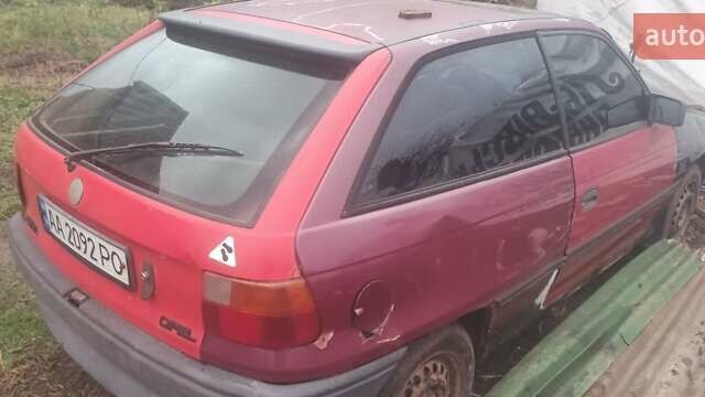 Опель Астра, объемом двигателя 1.6 л и пробегом 400 тыс. км за 400 $, фото 3 на Automoto.ua