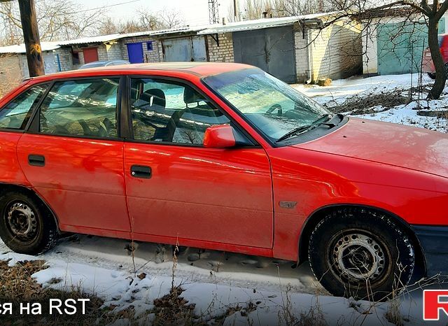 Опель Астра, объемом двигателя 16 л и пробегом 305 тыс. км за 1700 $, фото 5 на Automoto.ua