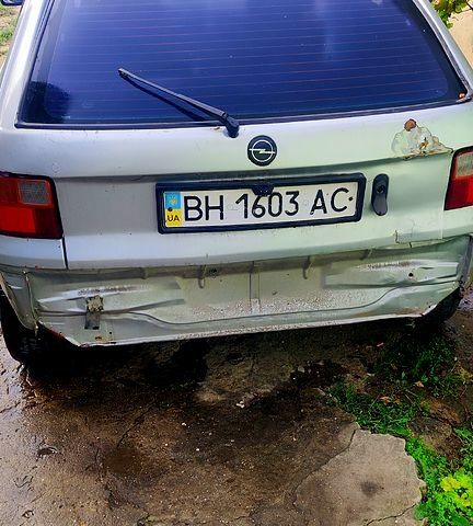 Опель Астра, объемом двигателя 16 л и пробегом 0 тыс. км за 910 $, фото 2 на Automoto.ua