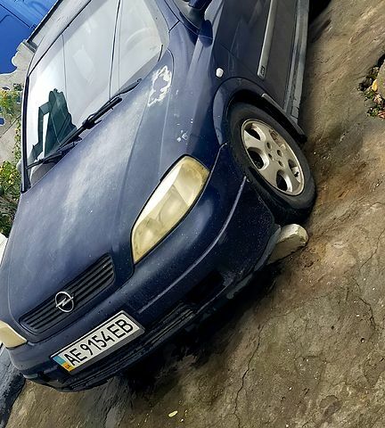 Опель Астра, объемом двигателя 1.6 л и пробегом 220 тыс. км за 2100 $, фото 1 на Automoto.ua