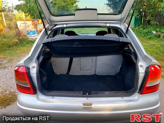 Опель Астра, объемом двигателя 1.4 л и пробегом 316 тыс. км за 3000 $, фото 6 на Automoto.ua