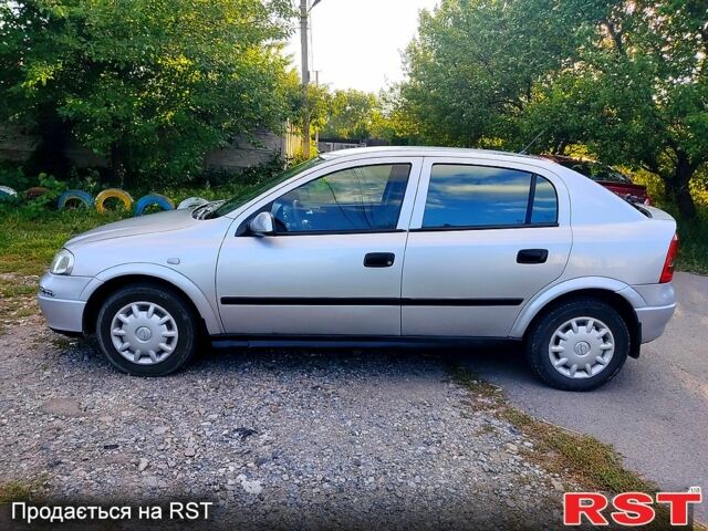 Опель Астра, объемом двигателя 1.4 л и пробегом 316 тыс. км за 3000 $, фото 2 на Automoto.ua