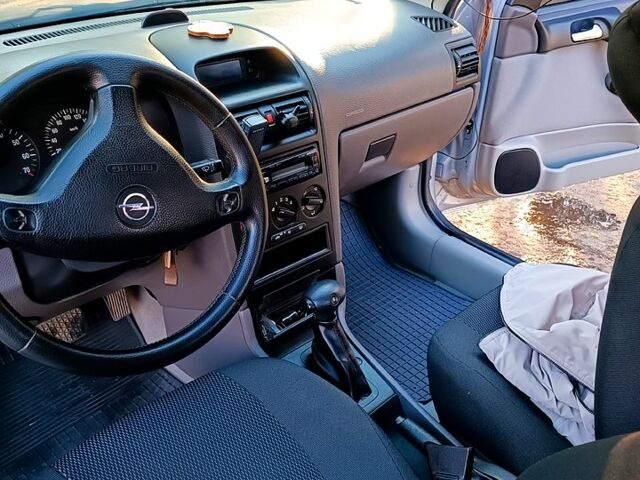 Опель Астра, объемом двигателя 1.4 л и пробегом 250 тыс. км за 4800 $, фото 8 на Automoto.ua