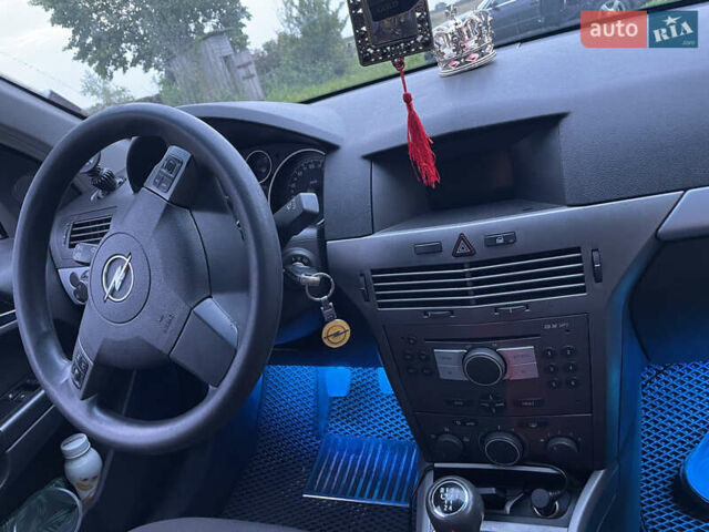 Опель Астра, объемом двигателя 1.69 л и пробегом 252 тыс. км за 4800 $, фото 11 на Automoto.ua