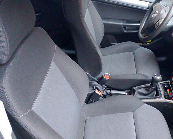 Опель Астра, объемом двигателя 1.4 л и пробегом 273 тыс. км за 4300 $, фото 3 на Automoto.ua