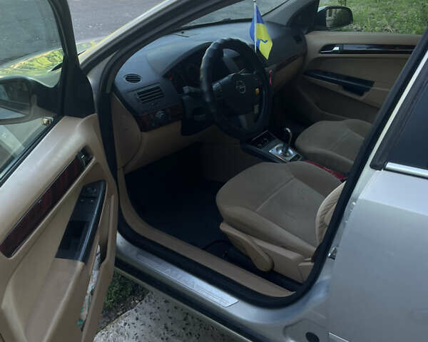 Опель Астра, объемом двигателя 1.6 л и пробегом 209 тыс. км за 4500 $, фото 7 на Automoto.ua