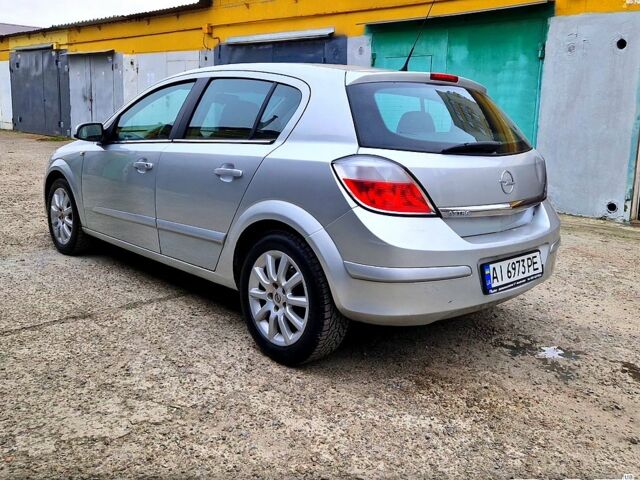 Опель Астра, объемом двигателя 1.9 л и пробегом 238 тыс. км за 4500 $, фото 3 на Automoto.ua