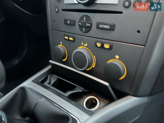 Опель Астра, объемом двигателя 1.4 л и пробегом 175 тыс. км за 4700 $, фото 76 на Automoto.ua