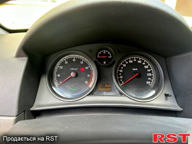 Опель Астра, объемом двигателя 1.4 л и пробегом 253 тыс. км за 4200 $, фото 9 на Automoto.ua