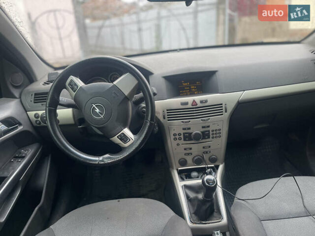 Опель Астра, объемом двигателя 1.6 л и пробегом 282 тыс. км за 3950 $, фото 7 на Automoto.ua