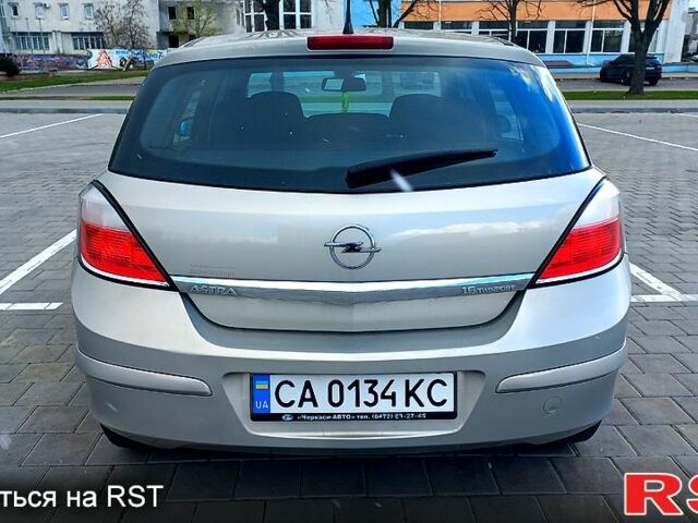 Опель Астра, объемом двигателя 1.6 л и пробегом 239 тыс. км за 5000 $, фото 4 на Automoto.ua