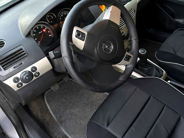 Опель Астра, объемом двигателя 1.6 л и пробегом 290 тыс. км за 2900 $, фото 5 на Automoto.ua
