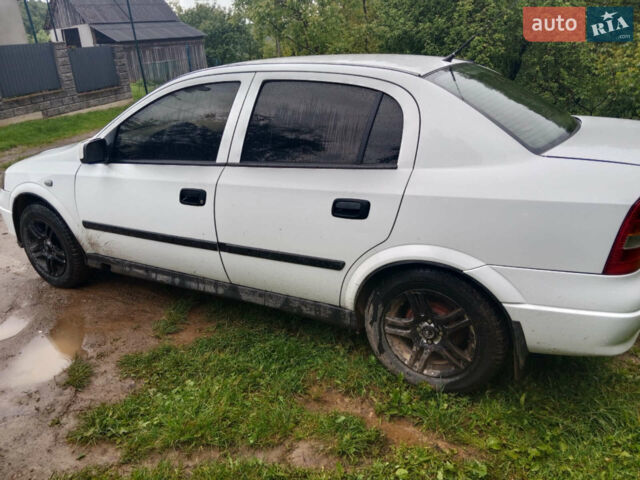 Опель Астра, объемом двигателя 1.4 л и пробегом 240 тыс. км за 3100 $, фото 1 на Automoto.ua