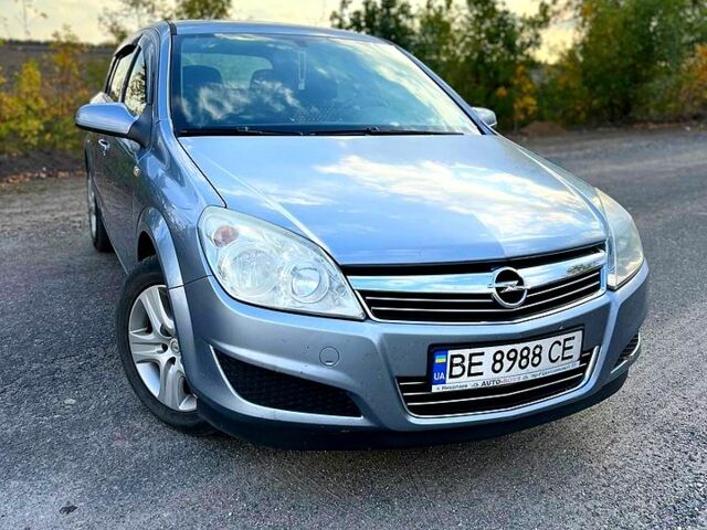 Опель Астра, объемом двигателя 16 л и пробегом 322 тыс. км за 4200 $, фото 3 на Automoto.ua