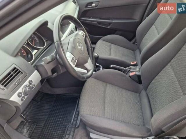 Опель Астра, объемом двигателя 1.8 л и пробегом 179 тыс. км за 6000 $, фото 5 на Automoto.ua