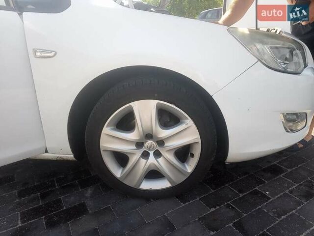 Опель Астра, объемом двигателя 1.4 л и пробегом 228 тыс. км за 5300 $, фото 2 на Automoto.ua