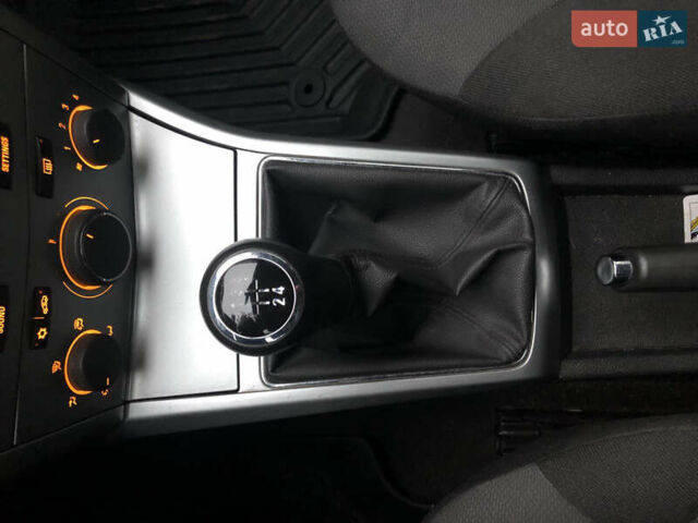 Опель Астра, объемом двигателя 1.6 л и пробегом 136 тыс. км за 7500 $, фото 9 на Automoto.ua