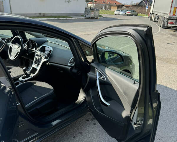 Опель Астра, объемом двигателя 1.7 л и пробегом 144 тыс. км за 6200 $, фото 13 на Automoto.ua