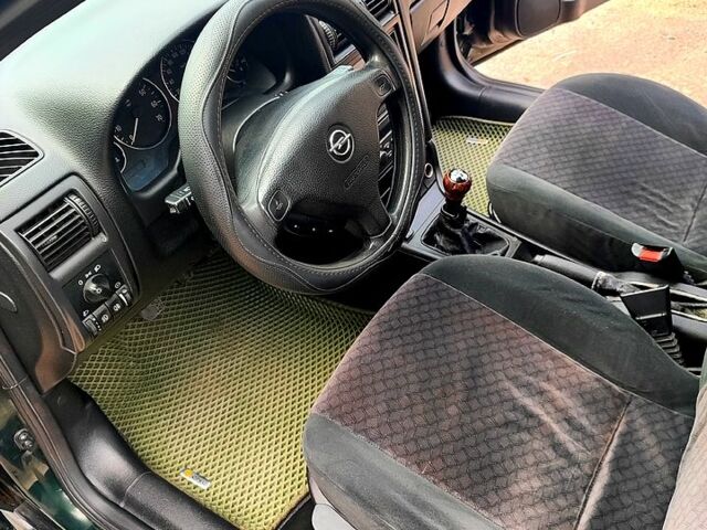 Опель Астра, объемом двигателя 1.6 л и пробегом 280 тыс. км за 3500 $, фото 8 на Automoto.ua